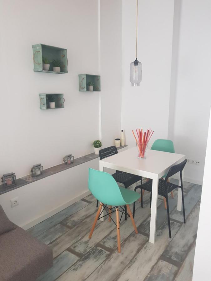Apt 6 - Apartamento En La Playa De El Palo Malaga Luaran gambar